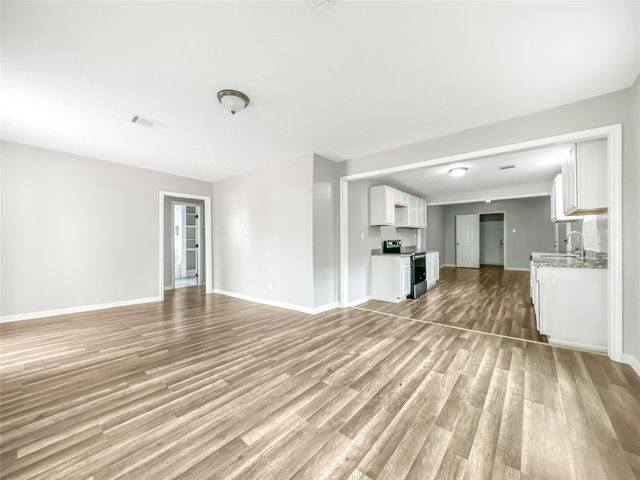 306 Armstrong Street, Houston, TX 77029