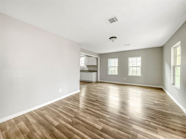 306 Armstrong Street, Houston, TX 77029