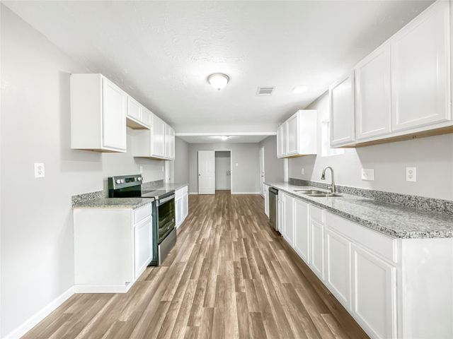 306 Armstrong Street, Houston, TX 77029