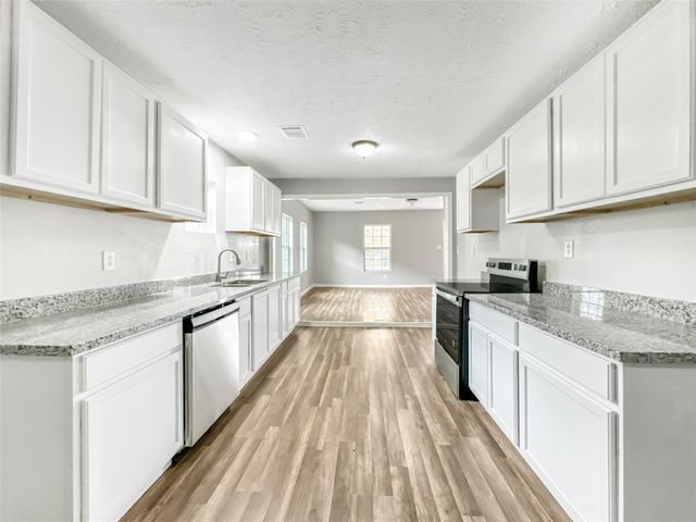 306 Armstrong Street, Houston, TX 77029