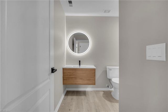 2918 Big Bend DR, Chesapeake, VA 23321