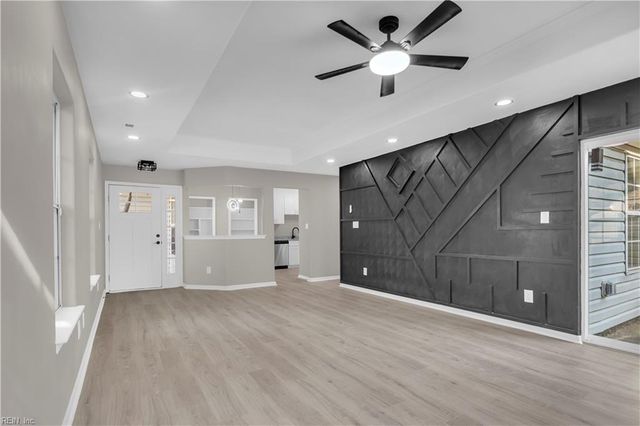 2918 Big Bend DR, Chesapeake, VA 23321