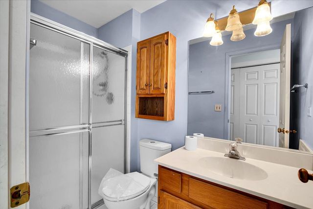 1735 Portsmith Lane 8-3, Arlington Heights, IL 60004