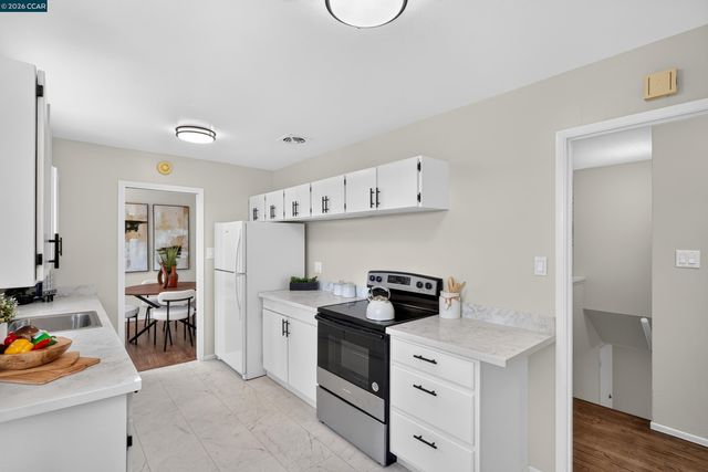 3027 Keith Dr, Richmond, CA 94803
