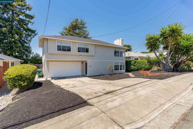 3027 Keith Dr, Richmond, CA 94803