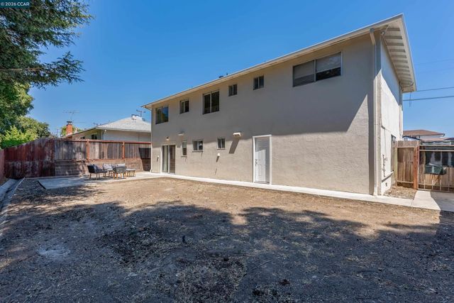 3027 Keith Dr, Richmond, CA 94803