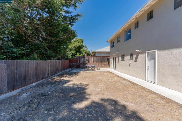 3027 Keith Dr, Richmond, CA 94803