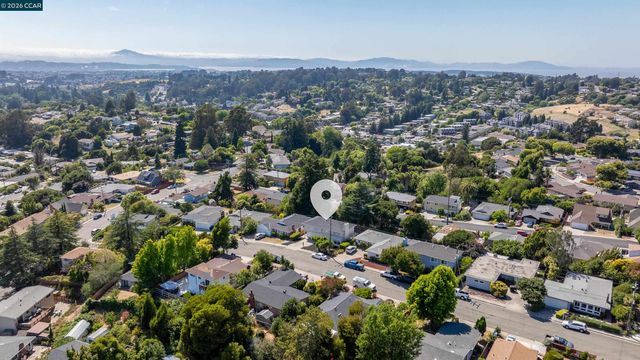 3027 Keith Dr, Richmond, CA 94803
