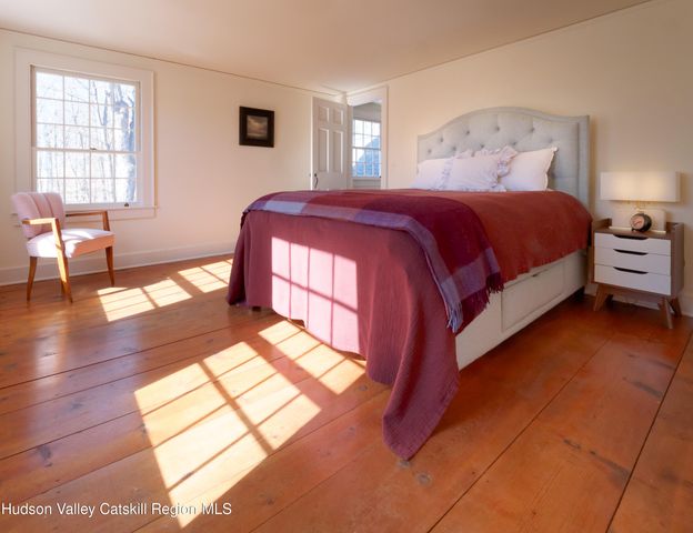 82 Scott Road, Hudson, NY 12534