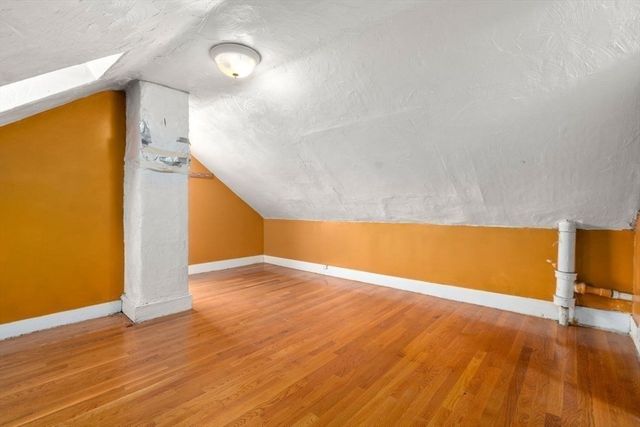 4 Magnolia Pl, Boston, MA 02125