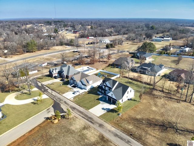 160 Overlook Drive, Paducah, KY 42003