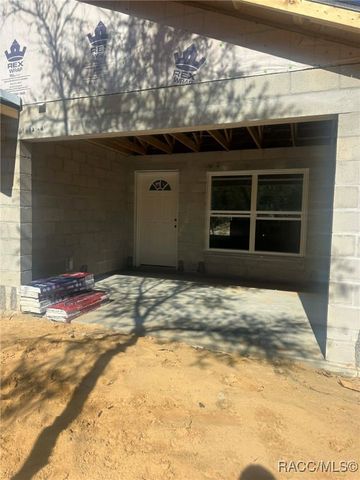 10417 W Dublin Street, Crystal River, FL 34428