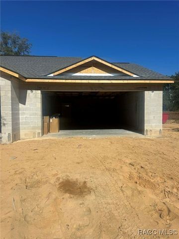 10417 W Dublin Street, Crystal River, FL 34428