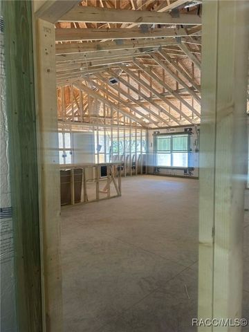 10417 W Dublin Street, Crystal River, FL 34428