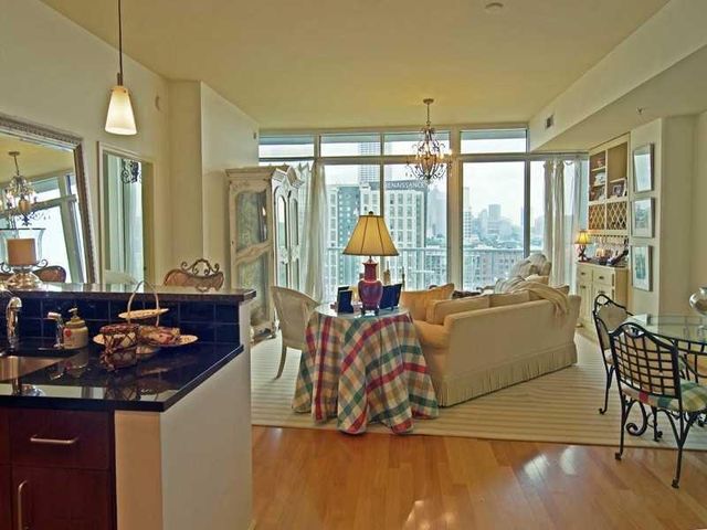 950 W Peachtree Street 1911, Atlanta, GA 30309