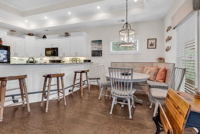 124 Charles Towne Ln., Murrells Inlet, SC 29576