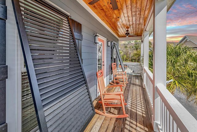 124 Charles Towne Ln., Murrells Inlet, SC 29576