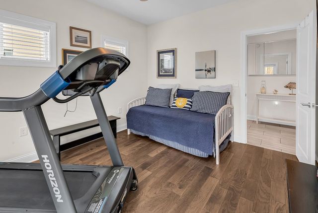 124 Charles Towne Ln., Murrells Inlet, SC 29576