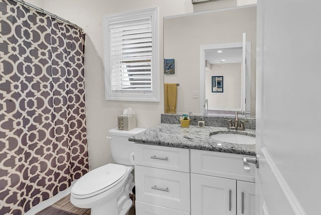 124 Charles Towne Ln., Murrells Inlet, SC 29576