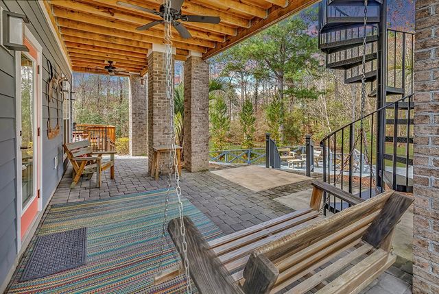 124 Charles Towne Ln., Murrells Inlet, SC 29576