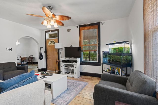 424 East Locust Street, Springfield, MO 65803