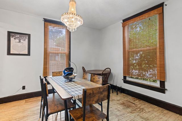 424 East Locust Street, Springfield, MO 65803