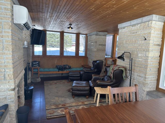 N8811 1047th Street, River Falls, WI 54022