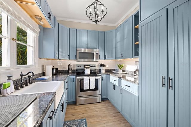 551 OMAHA STREET, Palm Harbor, FL 34683