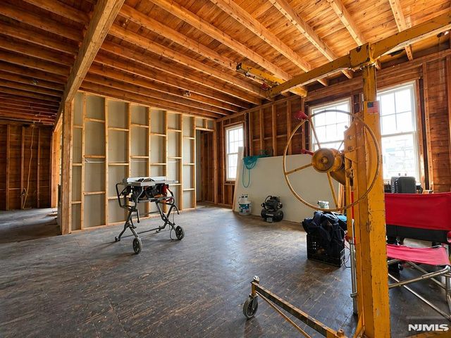 729 Rivervale Road, River Vale, NJ 07675