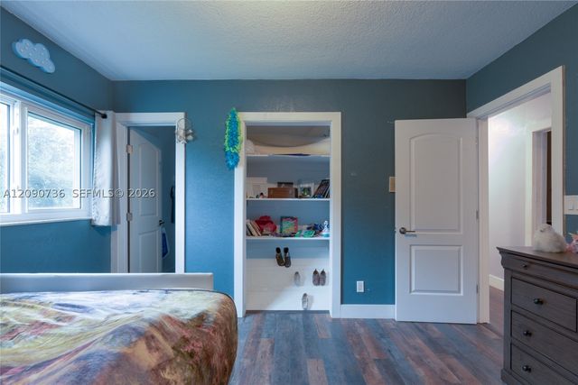 4875 SW 163rd Ave, Southwest Ranches, FL 33331