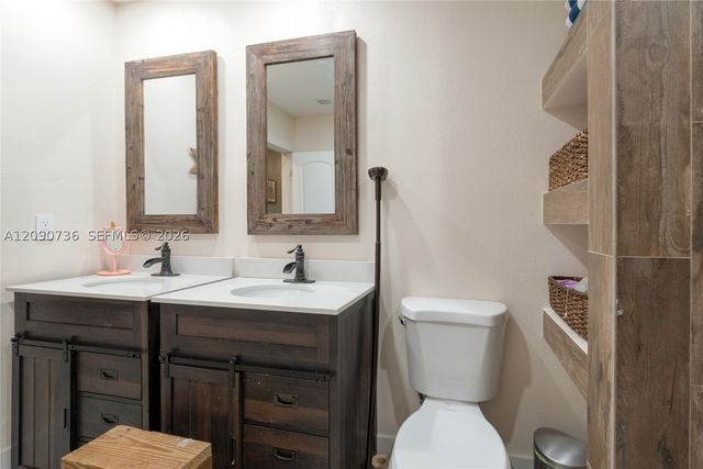 4875 SW 163rd Ave, Southwest Ranches, FL 33331