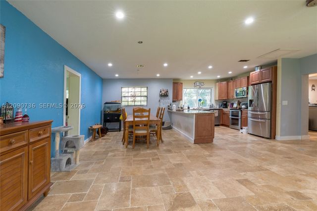 4875 SW 163rd Ave, Southwest Ranches, FL 33331
