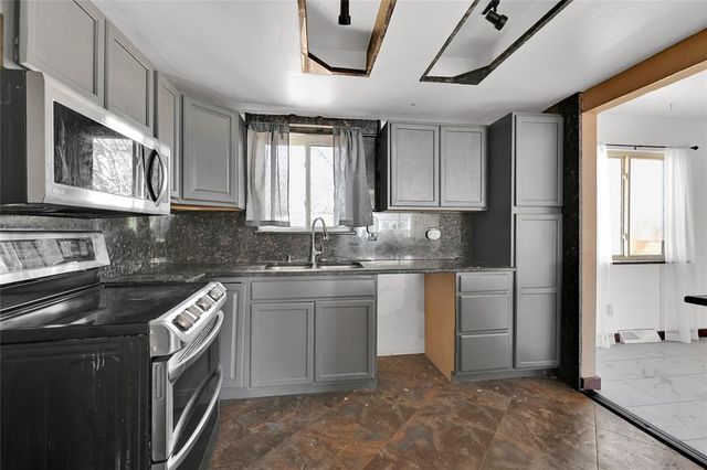 934 Bowser Drive, Colorado Springs, CO 80909