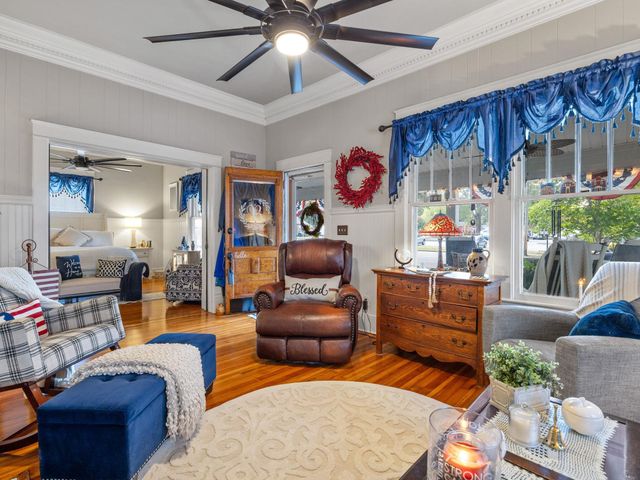 401 E Rutledge Avenue, Gaffney, SC 29340