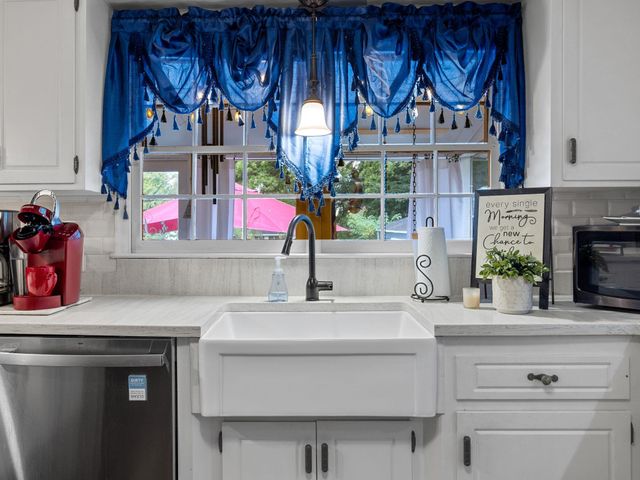401 E Rutledge Avenue, Gaffney, SC 29340