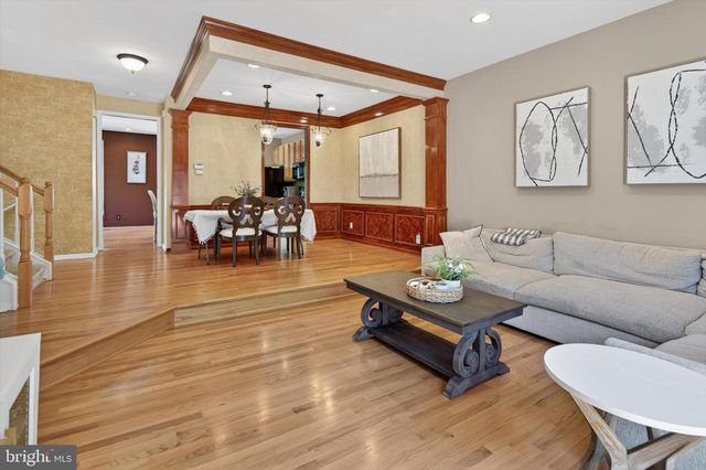 7 CHERRY CT, Lafayette Hill, PA 19444