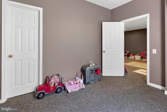7 CHERRY CT, Lafayette Hill, PA 19444