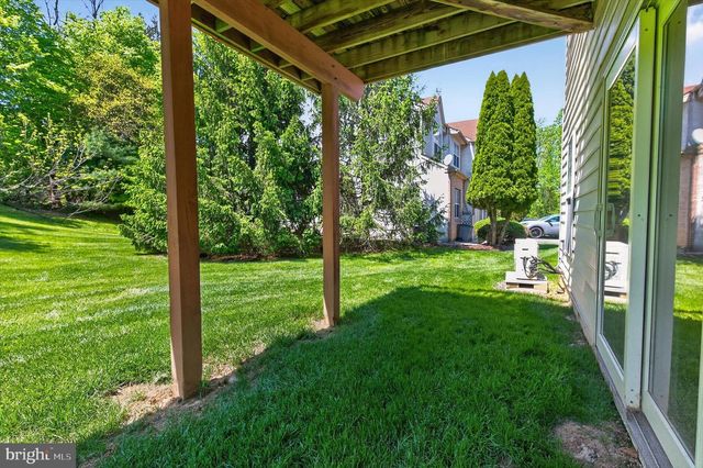 7 CHERRY CT, Lafayette Hill, PA 19444