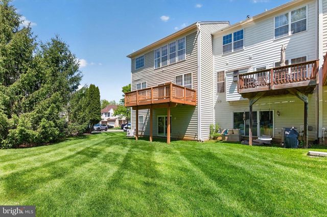 7 CHERRY CT, Lafayette Hill, PA 19444