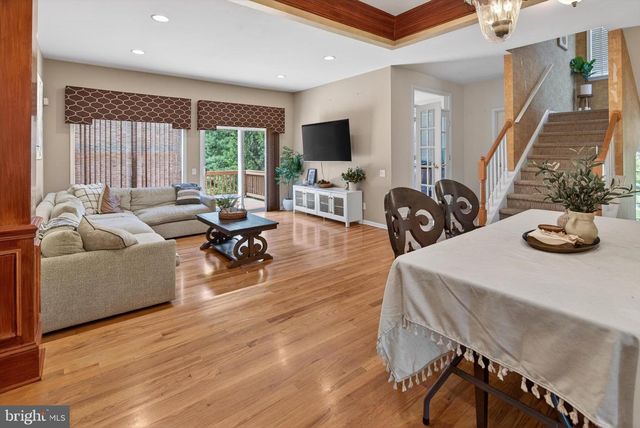 7 CHERRY CT, Lafayette Hill, PA 19444