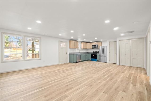 2648 Roberts Circle, Dalton, GA 30721