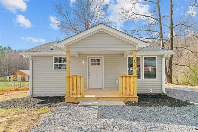 2648 Roberts Circle, Dalton, GA 30721