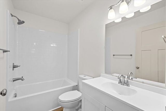 2648 Roberts Circle, Dalton, GA 30721