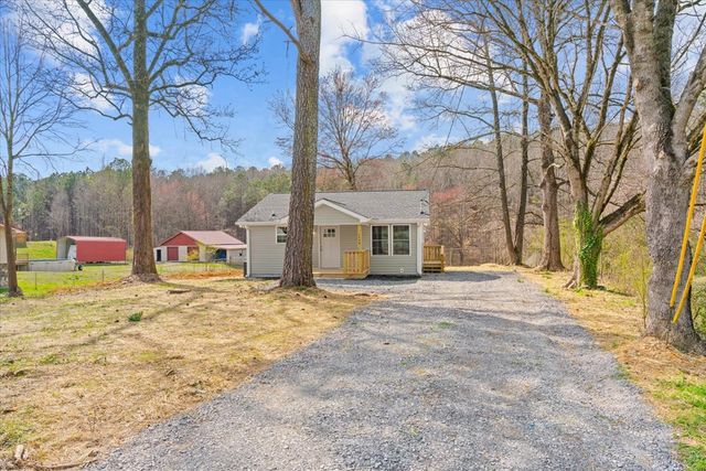 2648 Roberts Circle, Dalton, GA 30721