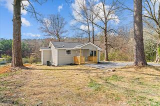 2648 Roberts Circle, Dalton, GA 30721