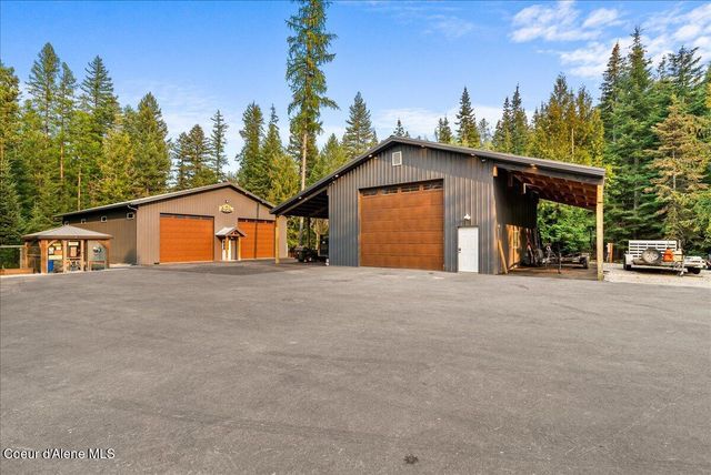 529 S Beaver Lake RD, Athol, ID 83801