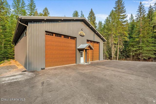 529 S Beaver Lake RD, Athol, ID 83801