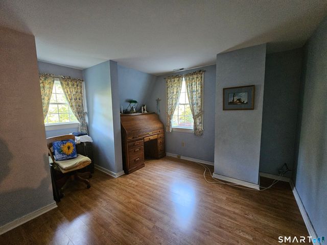 30 Park Road, Woodbury, CT 06798