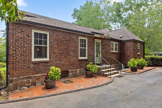3903 Stone Circle, Chattanooga, TN 37411