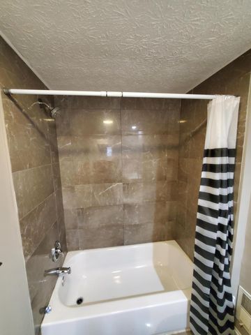 576-578 S Oakley Avenue, Columbus, OH 43204